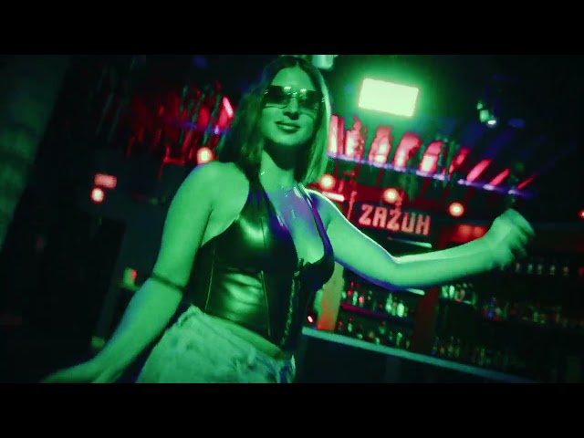 EL DADDY & EL ÚNICO - TUS BESOS (Videoclip oficial)