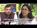 CM Kejriwal Ducks Question on Swati Maliwal Assault Allegations, Passes Mike to Akhilesh Yadav