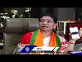 DK Aruna Fires On CM KCR Over Palamuru-Ranga Reddy Project Issue | V6 News  - 03:03 min - News - Video