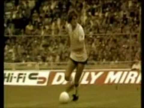 Glenn Hoddle - It's A Kind of Magic