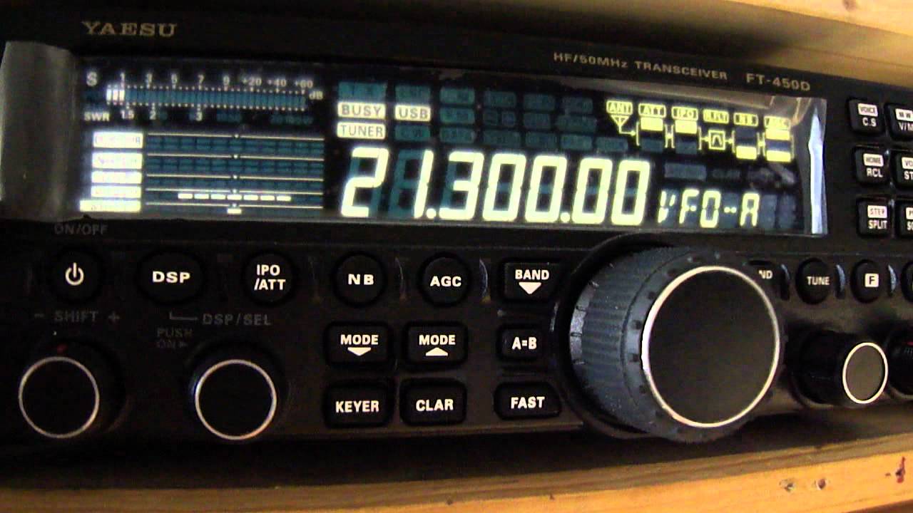 Yaesu FT 450D tuner on - YouTube