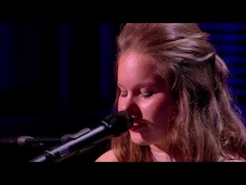 Maeva: Nobody's Perfect - Théâtre - NOUVELLE STAR 2015
