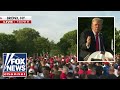 Donald Trump at Bronx rally: If a New Yorker cant save this country, no one can!