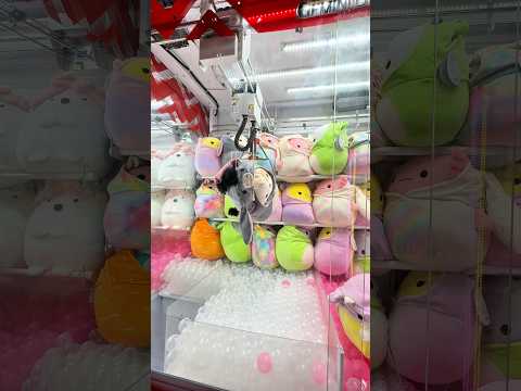 It barely made it to the prize chute!😅😅 #clawmachine #cranegame #arcade #arcadegames