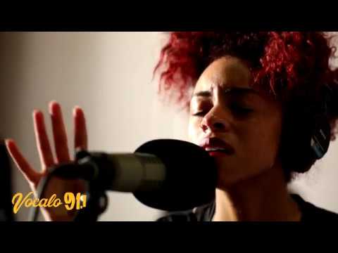 Ravyn Lenae - "Spice" Live From Studio 10 on Vocalo