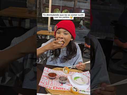 No se comer con palitos 😂