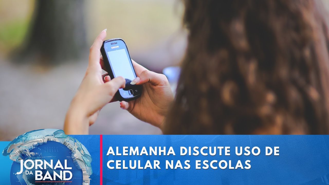 Alemanha discute celular nas escolas | Jornal da Band