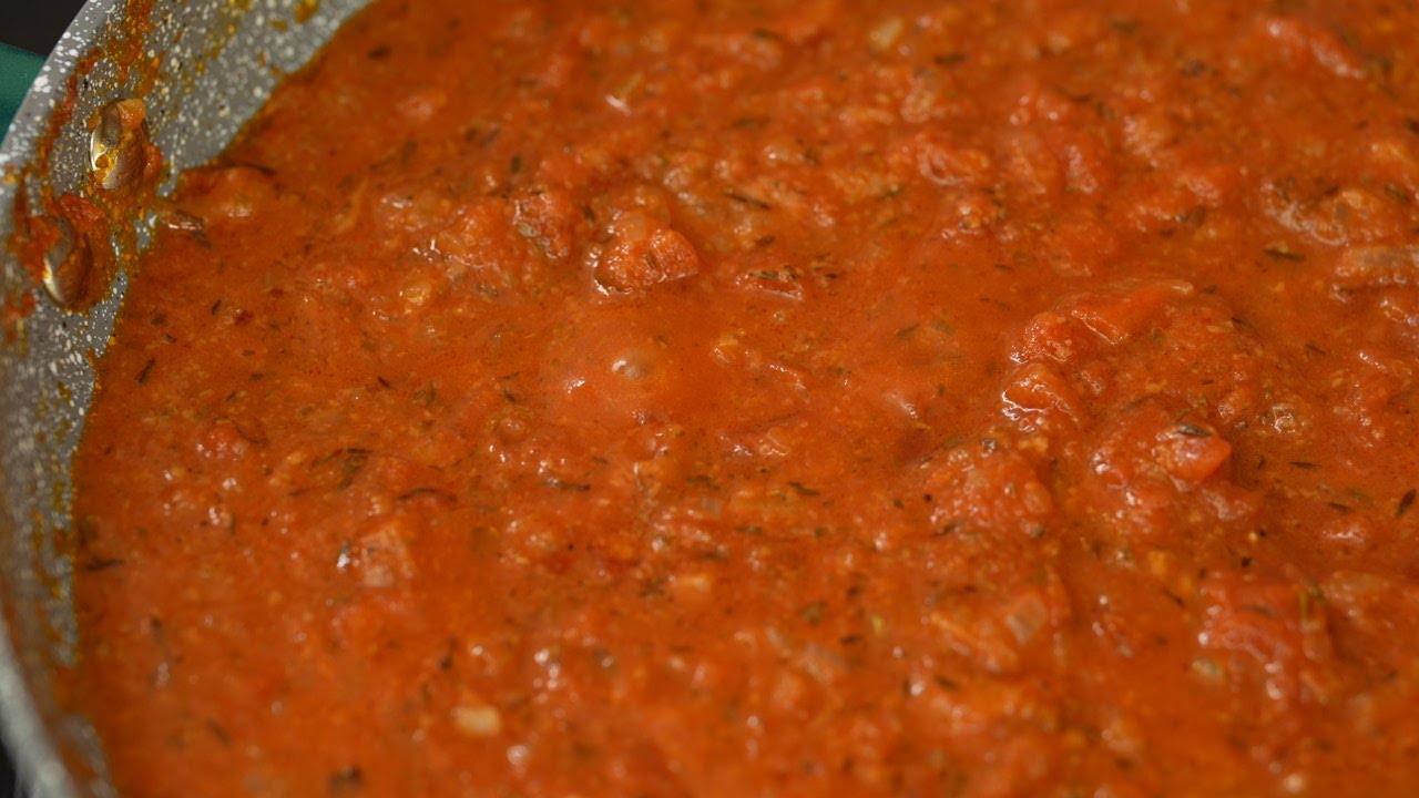 Irresistible Tomato Sauce from Simple Ingredients