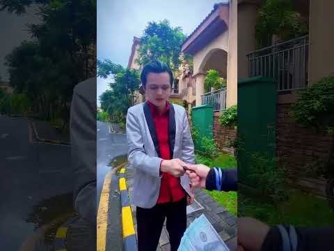 黑天使嘲笑小丑沒錢買糖漬山楂！