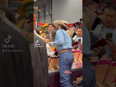 Is That Post Malone?! 🫢 | #PostMalone #Comiccon #Music