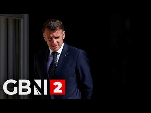 WATCH: Macron launches "No-screens Day" with school pupils
