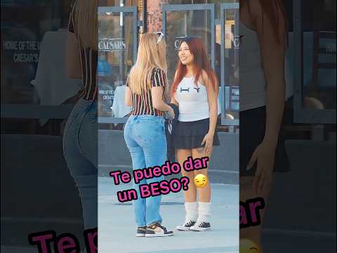 Te puedo dar un BESO? 😏😳 #comedia #besos