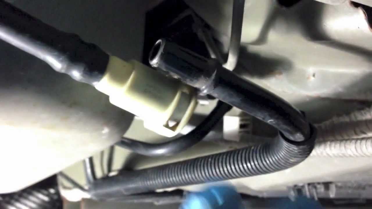 2000-2007 Ford Focus Fuel Filter - YouTube 2008 ford focus fuel filter location 