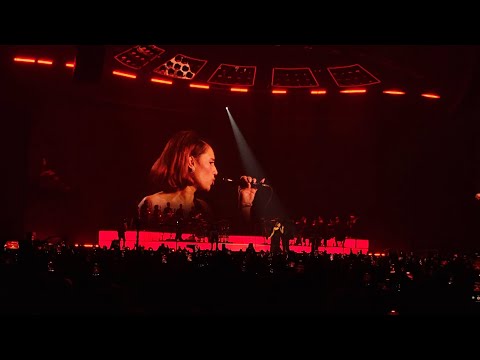 RAYE - Escapism. (Live in Łódź Atlas Arena 22.01.26)