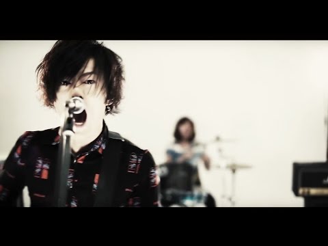 THREEOUT - カランドリニア (OFFICIAL VIDEO)