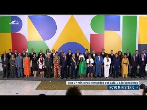 Sete senadores são nomeados ministros de Lula