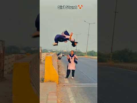 Girls vs boys stunt video ♥️ please support one like for girls stunt 🥰/#trending #shorts #backflip