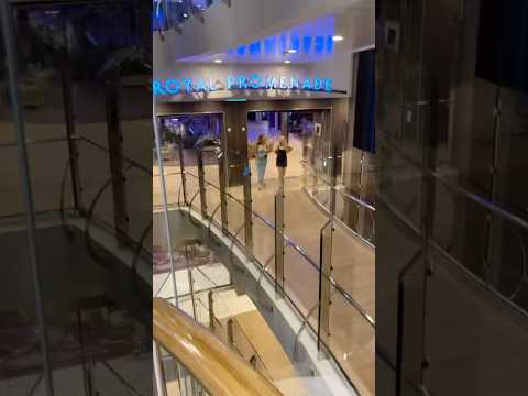 One last visit to #casinoroyale #royalcaribbean #cruise #cruisetour #casino #utopiaoftheseas ia