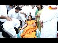 MLC Kalvakuntla Kavitha Donates Blood | Telangana Bhavan | Sakshi TV