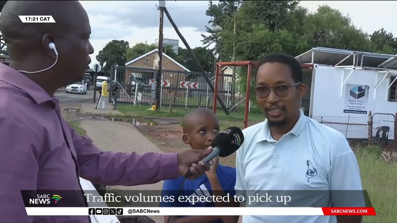 Easter Traffic I Traffic volumes expected to pick up at Ramatlabama Border Post