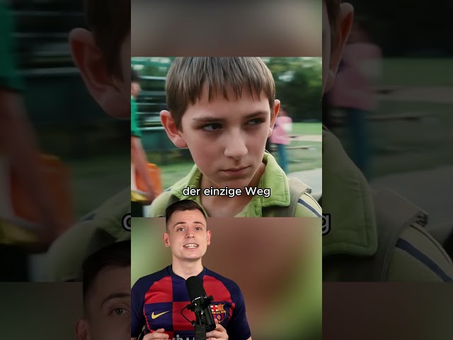Junge berührt eine verfluchte Käsescheibe 💀