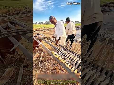 프레스 기계 없이 손망치 타격으로 갈퀴 파이프 프레임을 고정 결속하는 원리 #worker #process #blacksmith #tools #manufacturing
