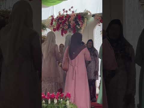 TERHARU? LIHAT SEPUPU NIKAH