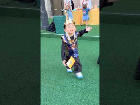 Keep the Cash or Walk the Green Carpet?? (Hoppers Movie Premiere)