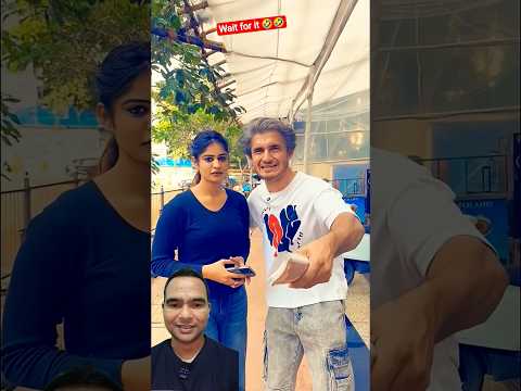 कितना दुःखी हैं बेचारा🤣✅#viralshort #ytshorts #shortsfeed #shorts #funny #viralvideo #arbaazkhan