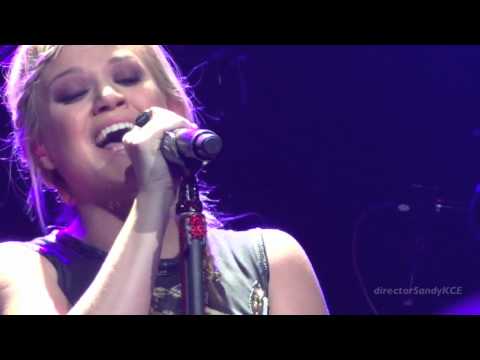 Kelly Clarkson
