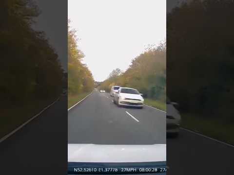Close Call With a Driver Overtaking Dangerously #DashCam #Shorts #Driving