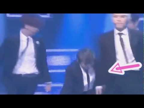 YeWook moment #272 : worried Yesung? + a polaroid with Donghae