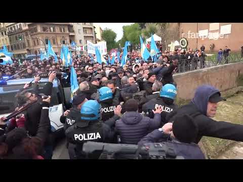 Roma, la piazza del 25 aprile: tensioni e insulti tra pro Palestina e Brigata ebraica