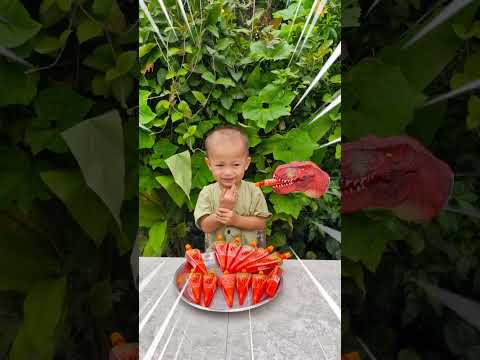 cute baby and dinosaur! p57 🦖🤣👶