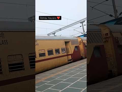 Rohtak Railway Station ❤️ || Apna Haryana Se Mittar 😎✨ || #rohtak #haryana #railwaystation
