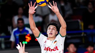 Simeon Nikolov: The 17-Year-Old Setter Sensation in Volleyball