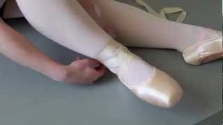 Does anybody know how to loop tie pointe shoes? : r/BALLET