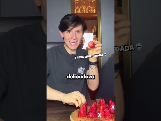 El juego de la fresa ENVENENADA 🍓 😂 *sale mal* | Fabru Blacutt