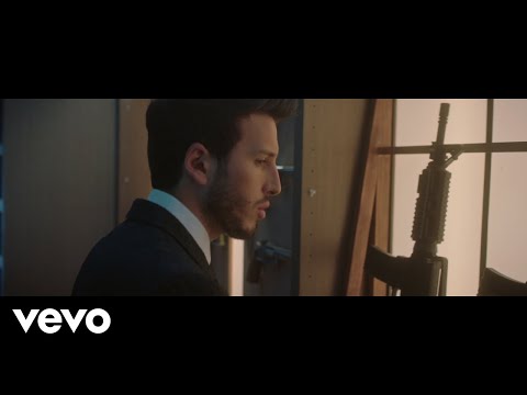 Sebastián Yatra - Como Si Nada ft. Cali