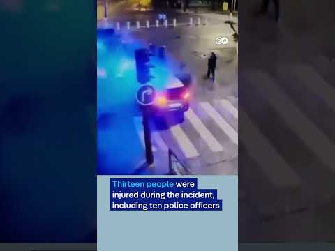 Paris police chase over running of red light ends in pileup | DW News