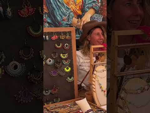 Growing Arm in public -Julien Magic