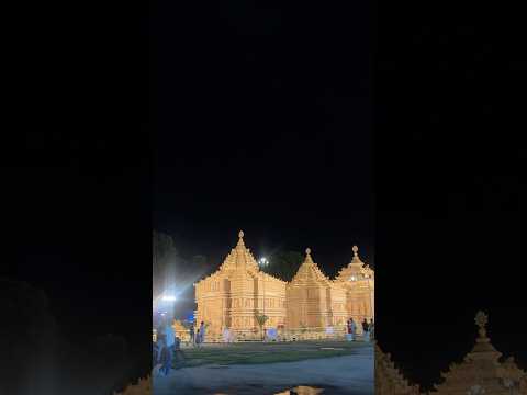 দ্বিতীয়ার দিন বেড়িয়ে পড়েছিলাম পুজো দেখতে Siliguri এর এই পুজো pandal টা কেও মিস করো না #siliguri