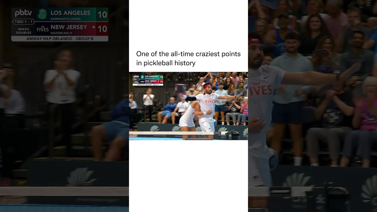 One of the all-time crazy Pickeball points 🤯