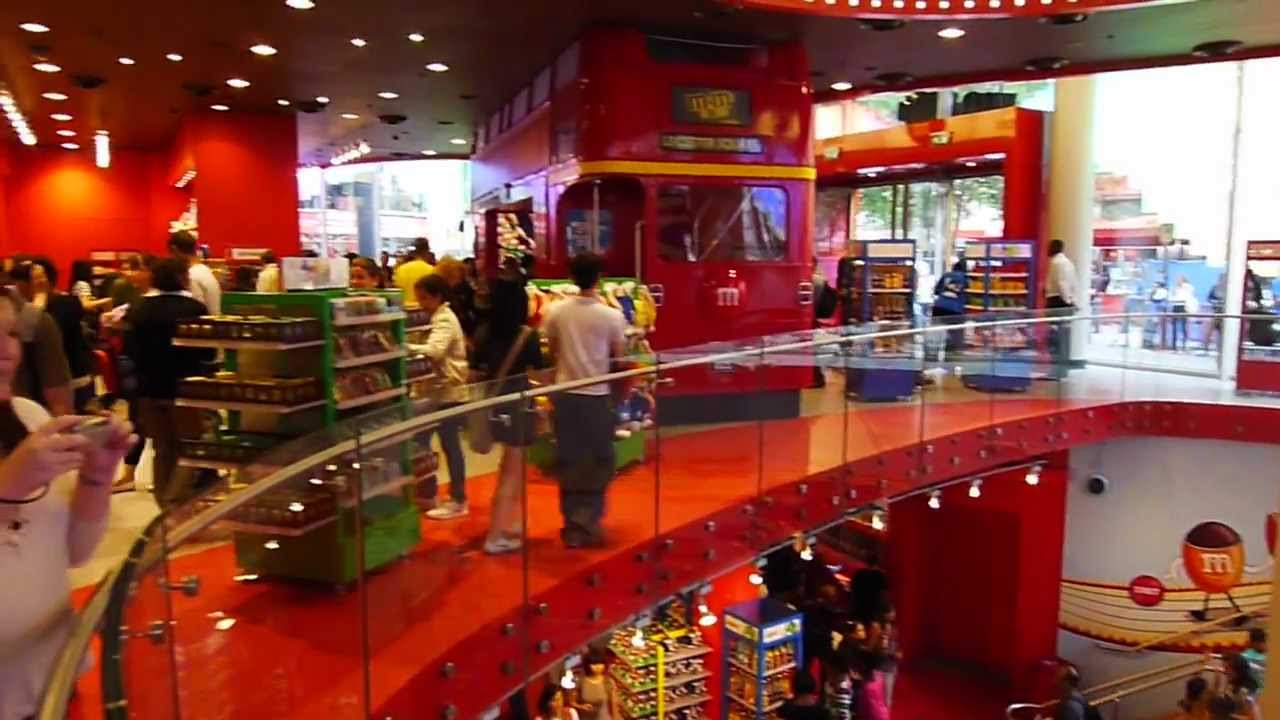 M&M&#39;s World in London, Leicester Square - full walk-through. - YouTube