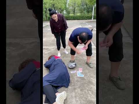 Kind woman help #motivation #positivevibes #lnspiration