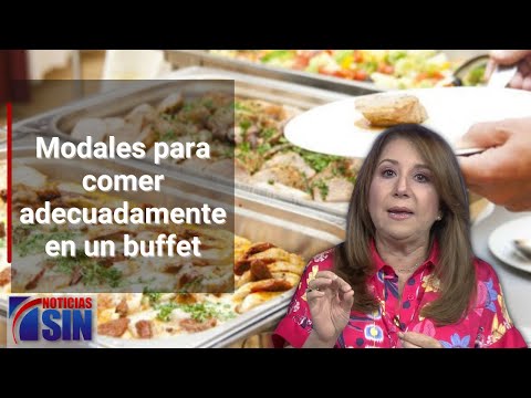 ¿Cómo servirse y comer correctamente en un buffet?