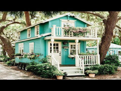 The small luxury house located in the beautiful primeval forest makes everyone admire