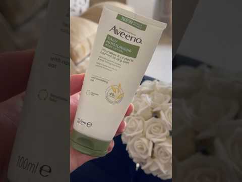 POV: My Holy Grail Hand Cream. 🙌🏽✨ #Aveeno
