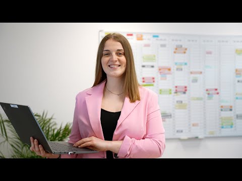 Jobstory Annika Wallmeiner - Auszubildende Kauffrau für Versicherungen & Finanzanlagen im Vertrieb