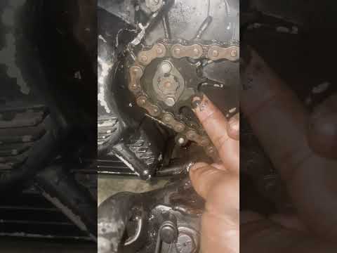 බයික් එකෙ චේන් එක ගොඩාක් බුරුල්ද ?චේන් ස්පොකට් ගොඩාක් ගෙවිලද ?එහෙනම් අනිවාර්යයෙන් බලන්න 👨‍🔧😱